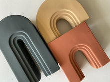 Load image into Gallery viewer, Elena Arch Vase
