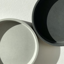Load image into Gallery viewer, Artifact Home www.artifacthome.ca Black and grey round concrete tray minimalist home decor
