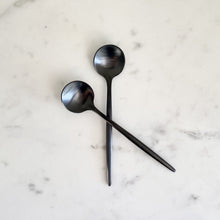 Load image into Gallery viewer, Artifact Home www.artifacthome.ca Stainless steel matte black spoons for coffee cappuccino and tea

